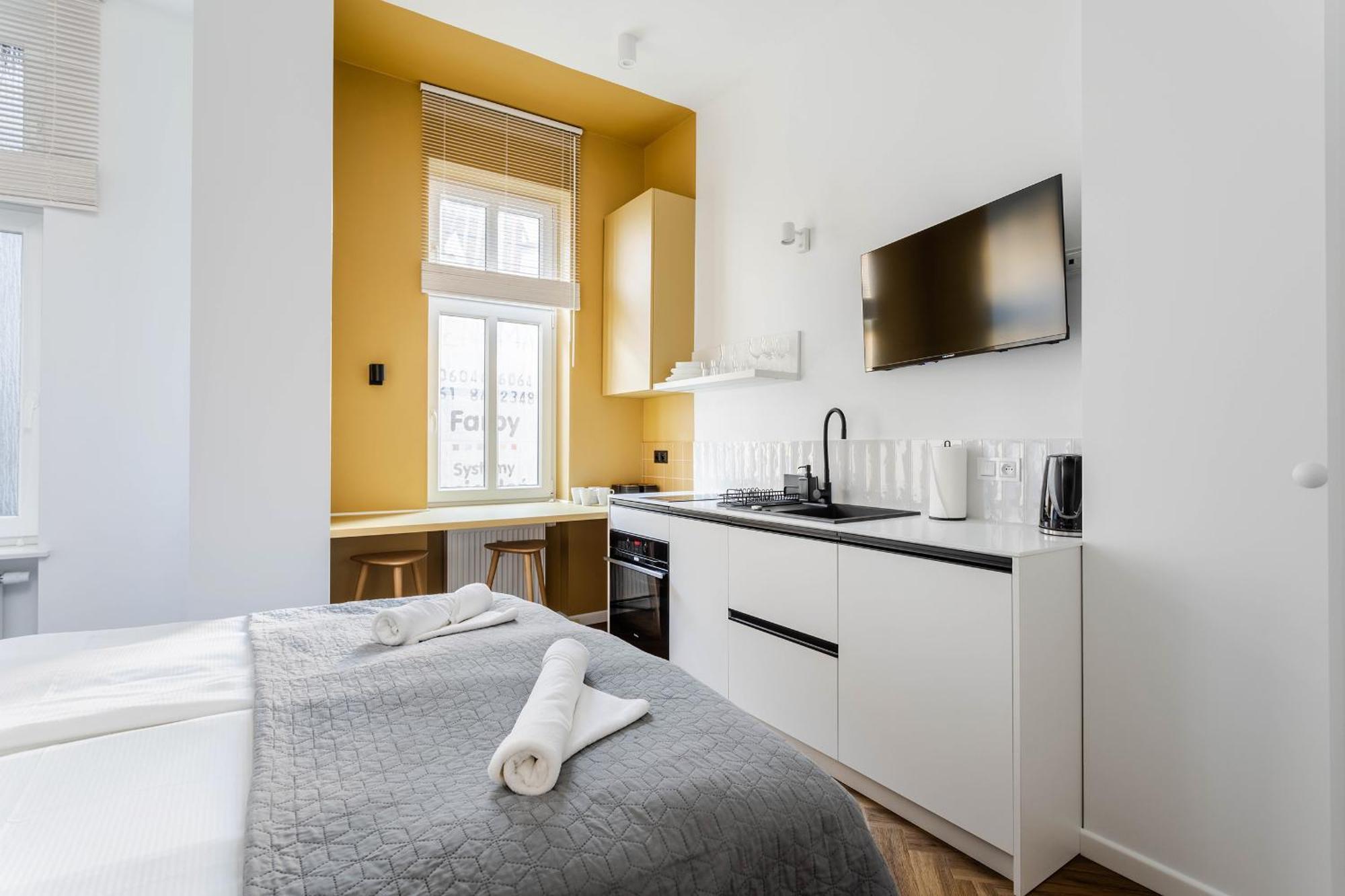 Nowoczesne I Stylowe Studia Very Berry W Poznaniu By Noclegi Renters 외부 사진