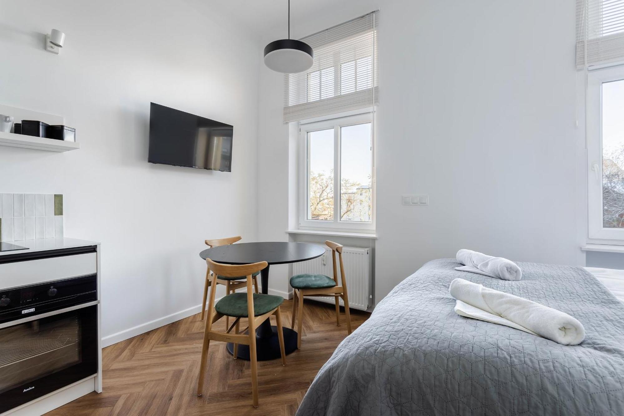 Nowoczesne I Stylowe Studia Very Berry W Poznaniu By Noclegi Renters 외부 사진